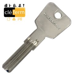 CLE HERACLES Y8 AU MODELE
