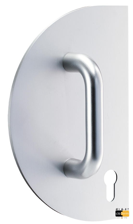JEU DE PLAQUES PE24 CLE L BLANC