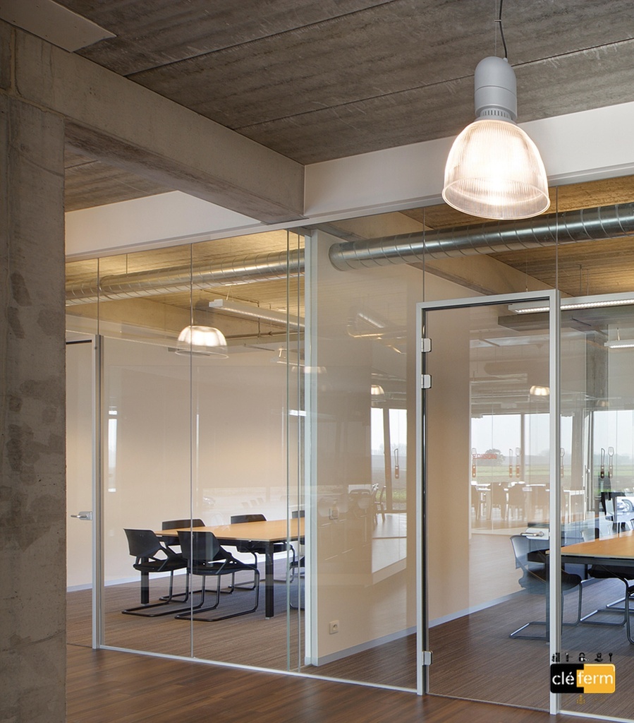 Profil d'encadrement vertical longueur 2500mm Alu anodisé argent brossé