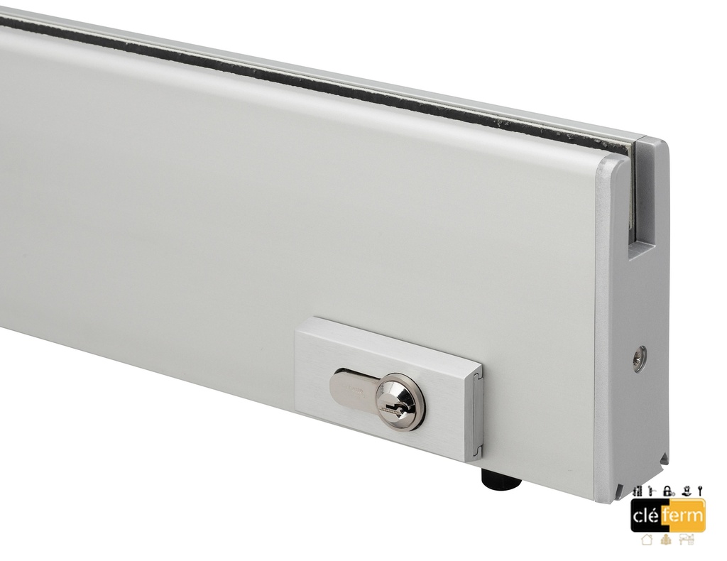 Plinthe haute sans embout, hauteur 100 mm pour volumes fixes + Profilé supérieur de remplissage 3 mm Alu anodisé argent brossé