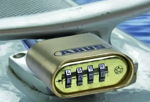 [N180IB50HB63] CADENAS COMBINAISON 4 CHIFFRES 53 mm ANSE 63mm