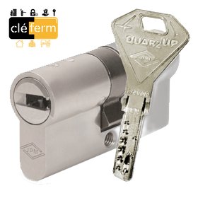 [JP21] CLE PG QUARZ'UP LIVREE AVEC LE CYLINDRE